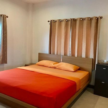 Хостел Hiranyika Cafe & Bed Самуи Экстерьер фото