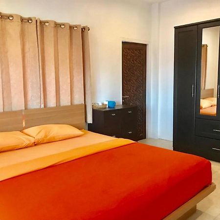 Хостел Hiranyika Cafe & Bed Самуи Экстерьер фото