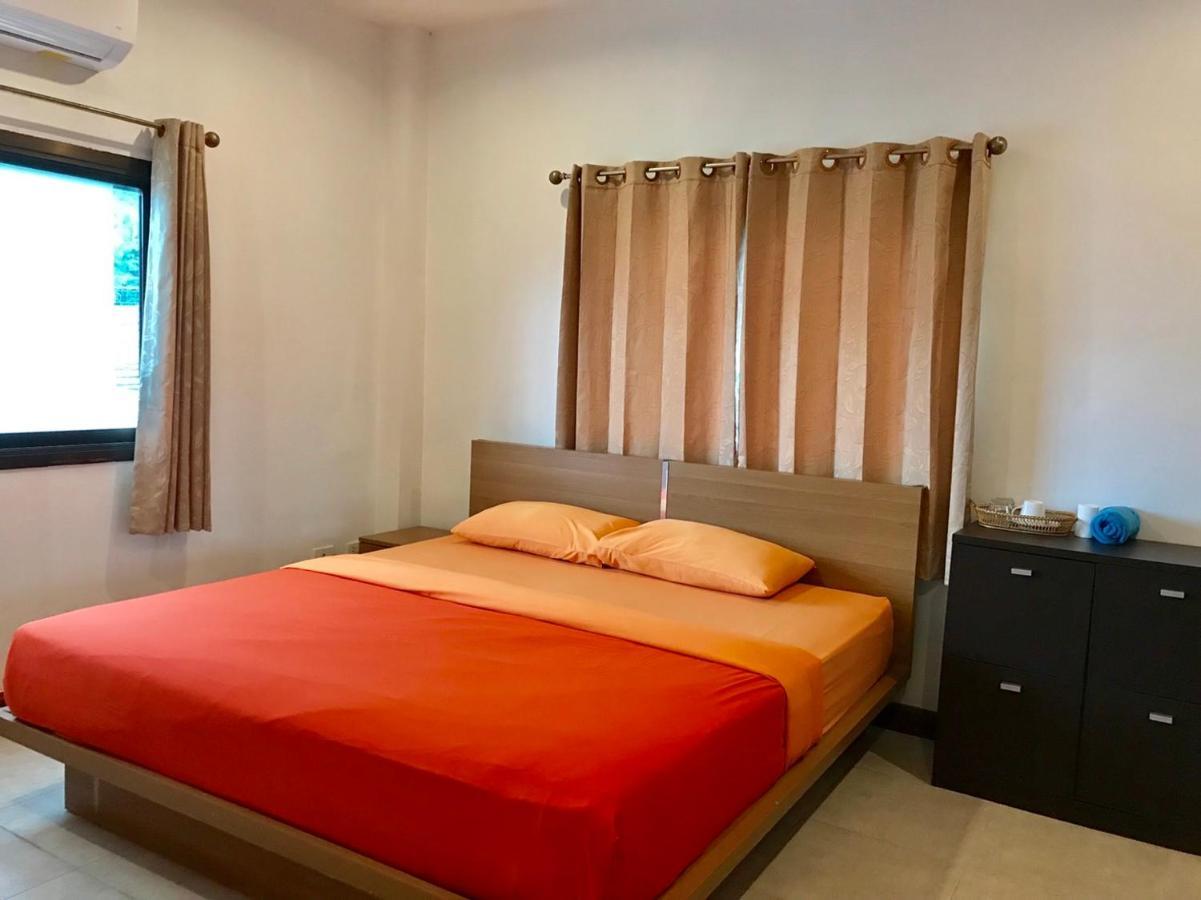 Хостел Hiranyika Cafe & Bed Самуи Экстерьер фото