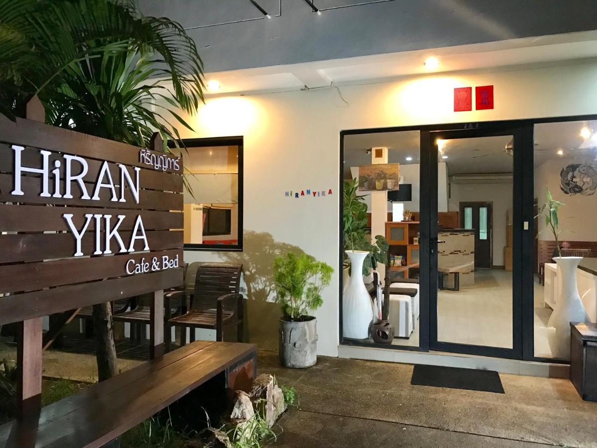 Хостел Hiranyika Cafe & Bed Самуи Экстерьер фото