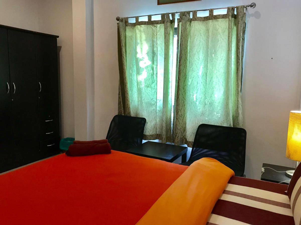 Хостел Hiranyika Cafe & Bed Самуи Экстерьер фото